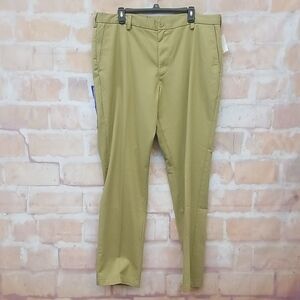 NWT Izod Size 38/32 Men's Tan Pants